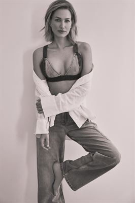 Jana Hoeck-14