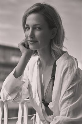 Jana Hoeck-15
