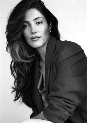 Nadia Poeschmann-31