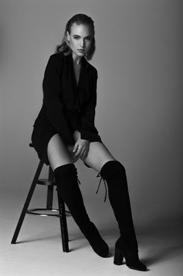 Valerie-22