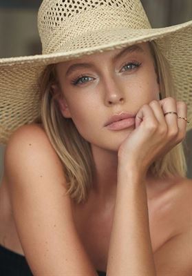Valerie-31