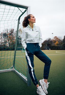 Lena Samuels-17