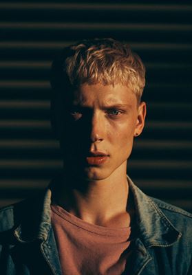 Bastian-32