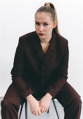 Lou-12